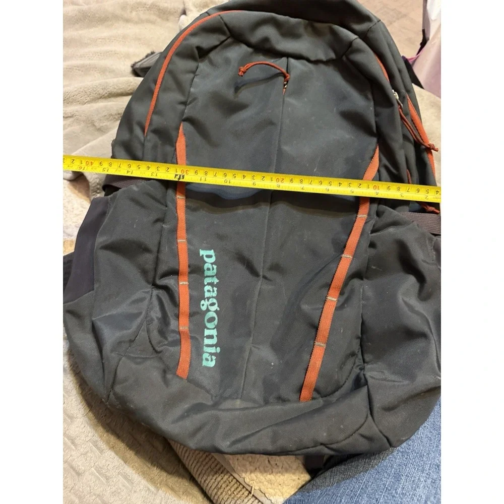 Patagonia Refugio Daypack 28L Backpack Gray Orange Outdoor Hiking Travel Bag